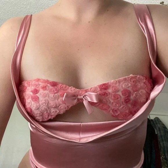 Pink Satin Crop Top - Picture 3 of 3